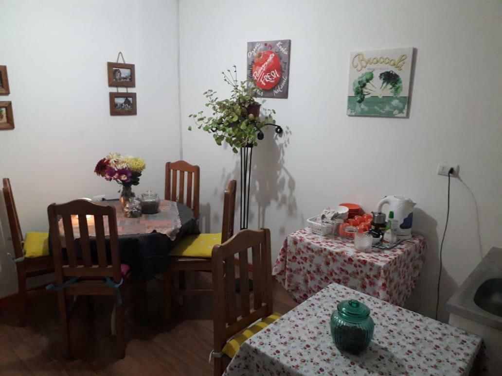 Hostal Girasoles, Empresas,Facturas Chillán Esterno foto